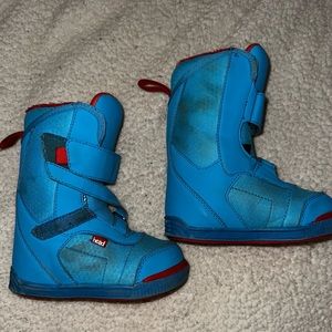 Toddler snowboarding boots 9/10